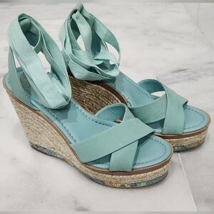 BRAND NEW Vince Camuto Wedge Sandals Size 8